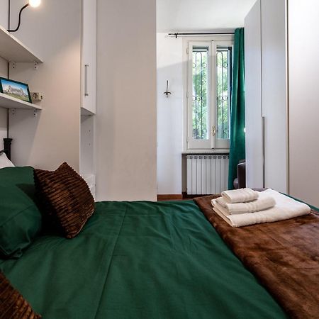 Apartamento A Due Fermate Dal ColosseoWi-Fi & Netflix Gratis Roma Exterior foto