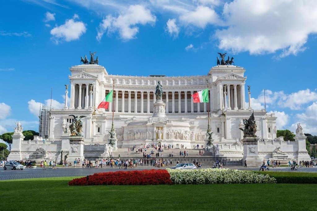 Apartamento A Due Fermate Dal ColosseoWi-Fi & Netflix Gratis Roma Exterior foto