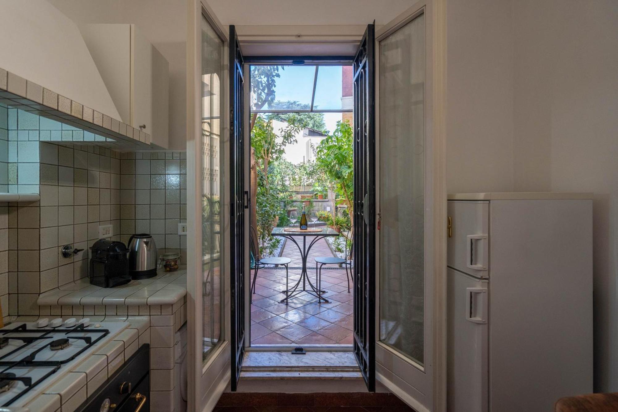 Apartamento A Due Fermate Dal ColosseoWi-Fi & Netflix Gratis Roma Exterior foto